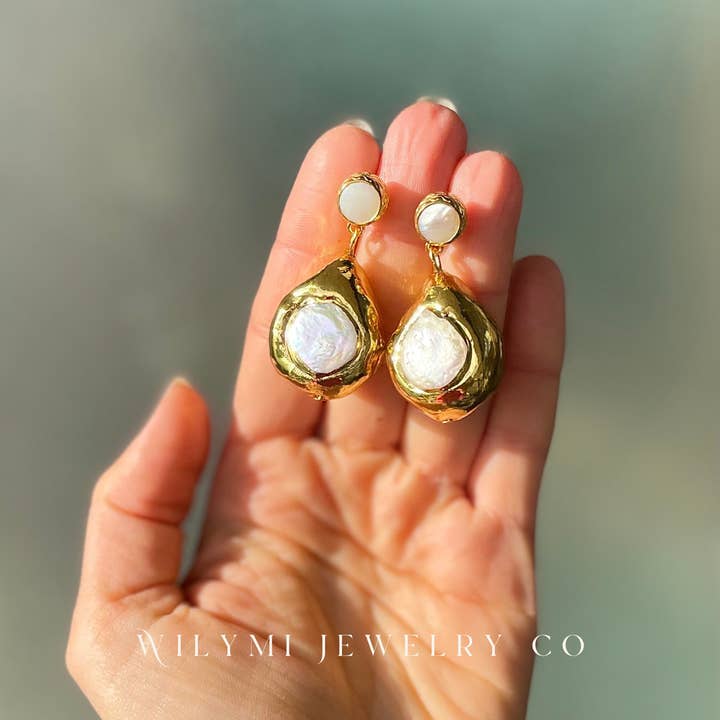 WILYMI Jewelry Co - Wholesale Dangle Earrings - CLARITY Mallorca + Freshwater Pearl Cocktail Earrings