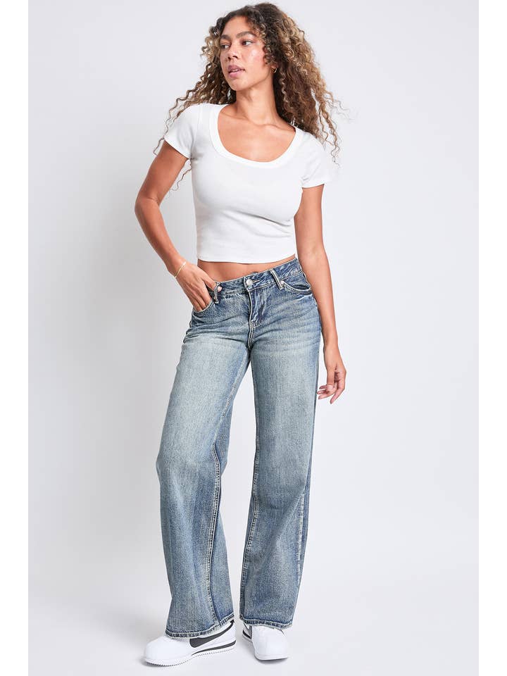 Tinted Medium Wash Low Rise Wide Leg Rigid Jeans for wholesale on Faire