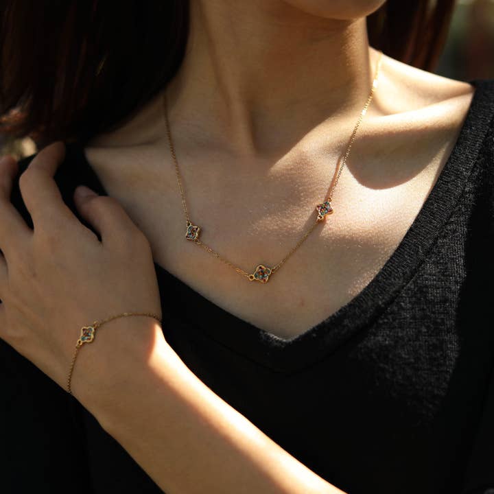 HACKNEY NINE - Wholesale - ELORA Gold Bracelet3