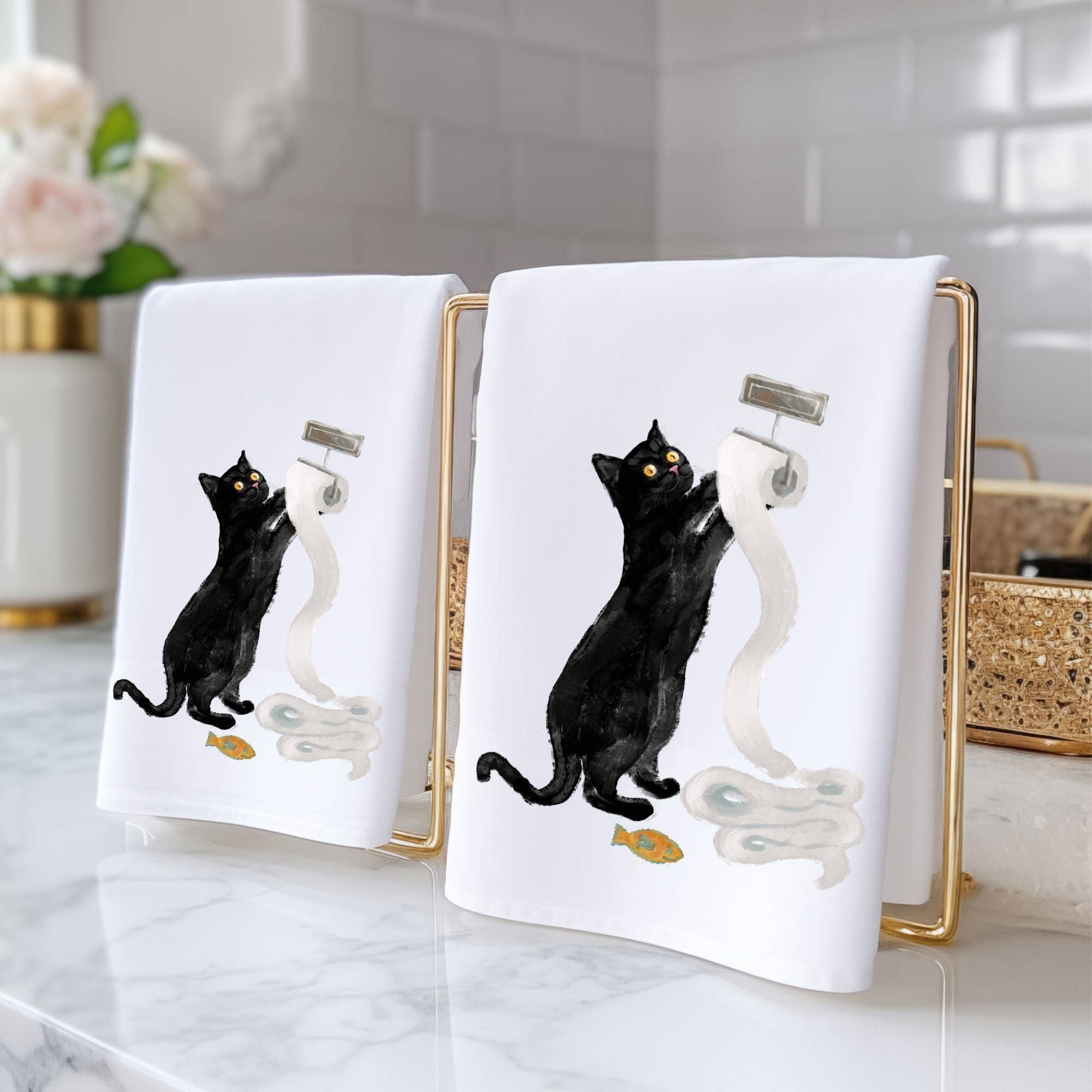 MerikaArt – wholesale Bath towel – Mischievous Black Cat Bathroom Towel3