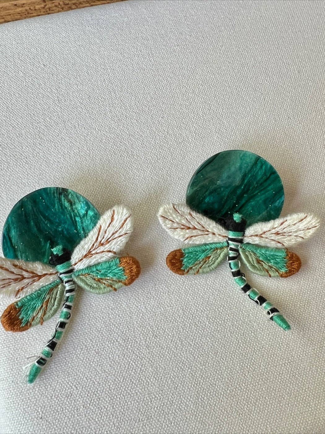 Funkyrel® Atzbranding Limited – wholesale Dangle earrings – Earwish - Vintage Green Earrings with Dragonfly Shaped4