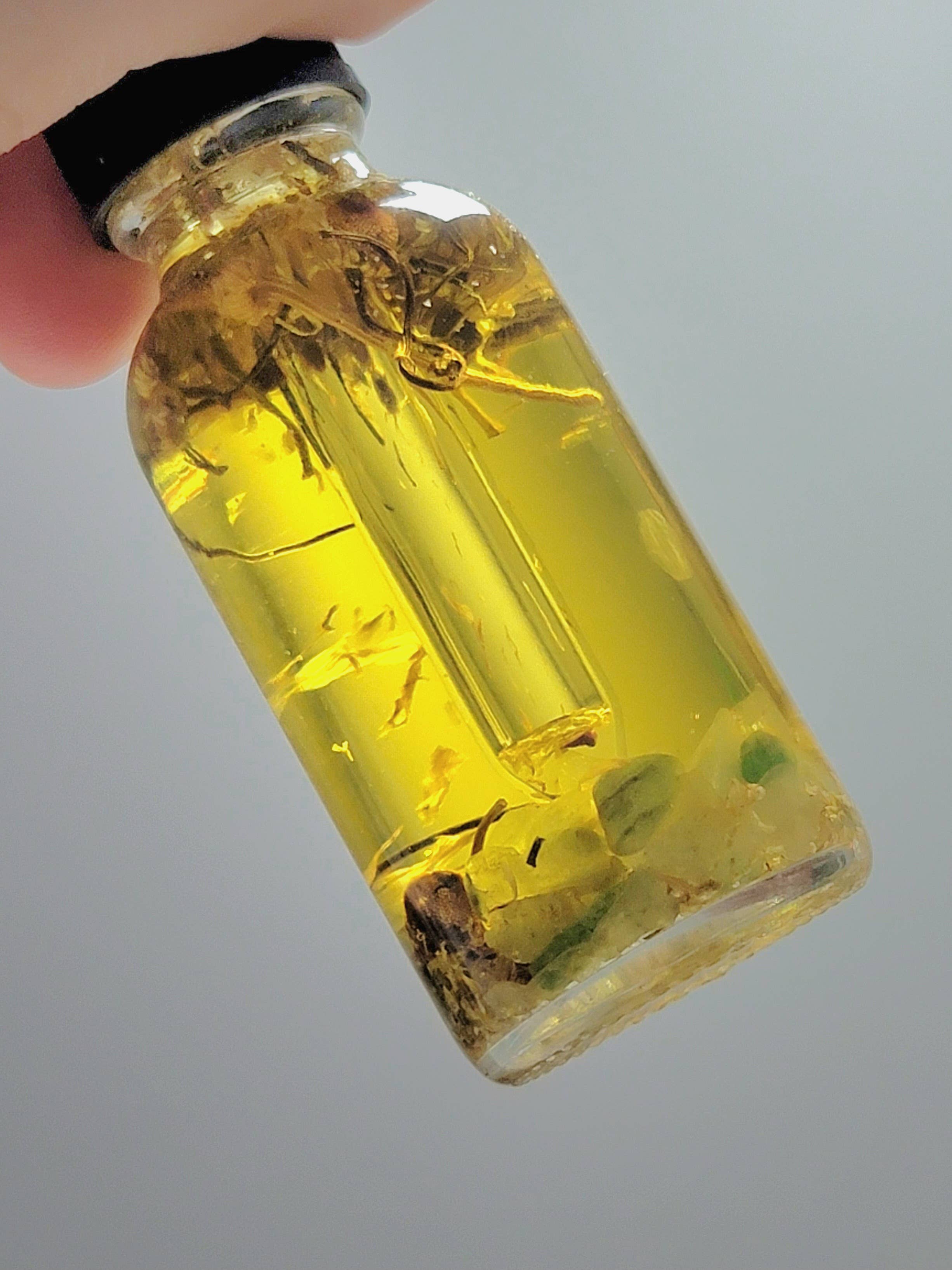 Starlite Soul Store - Wholesale Bath/Body Oil - Crystal Elixir Soothing Oil: Organic Ingrown Hair Serum3