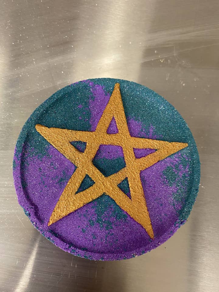 Pentagram (4) for wholesale by Simply Bubbles Wholesale