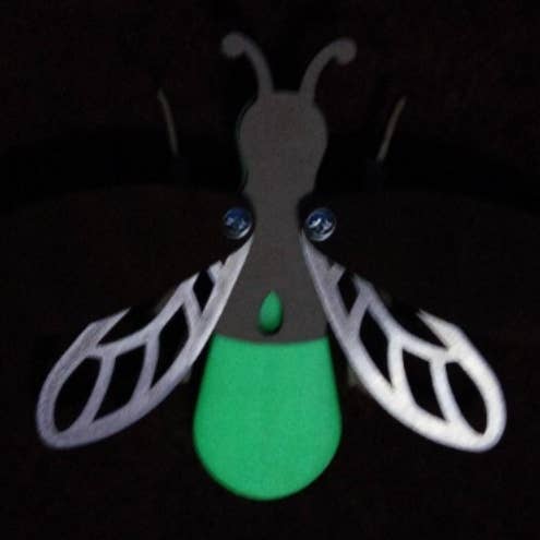 Lillians Leather and Mercantile - Wholesale Wood Toy - Kids - Kids Magnetic Firefly