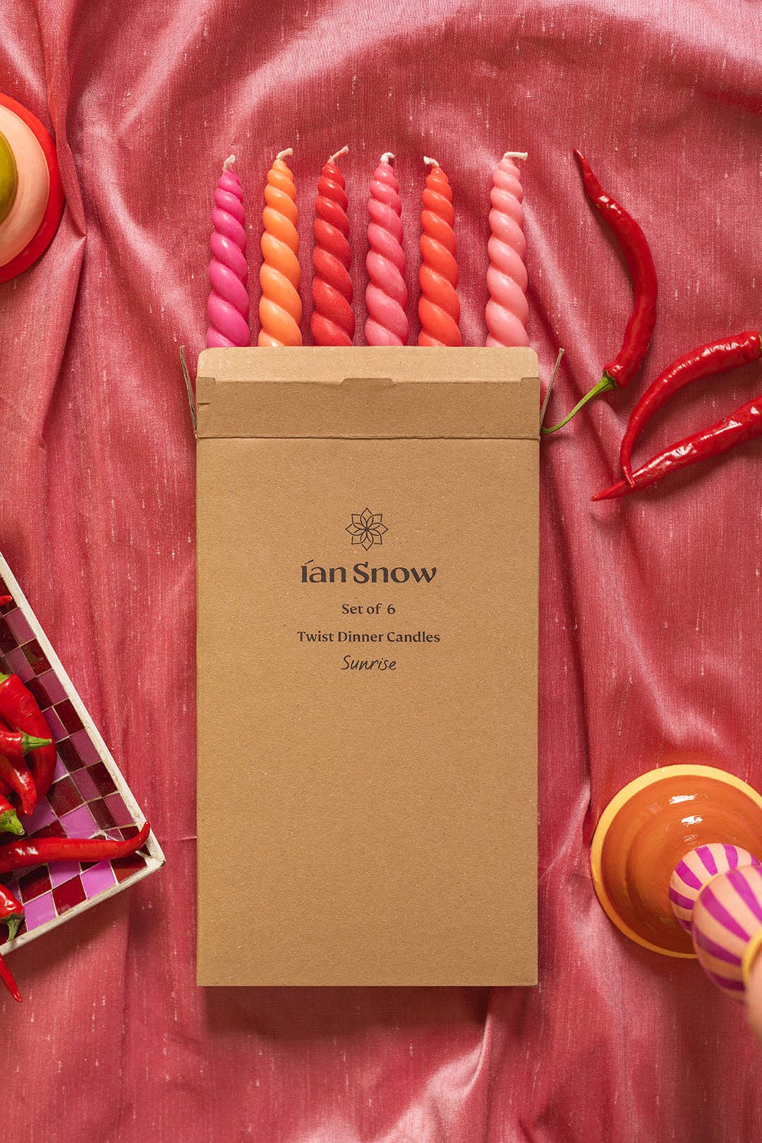 Ian Snow Ltd – Engroshandel Stearinlys/lysestage – 'Solopgang' Sæt med Seks Snoede Middagslys2