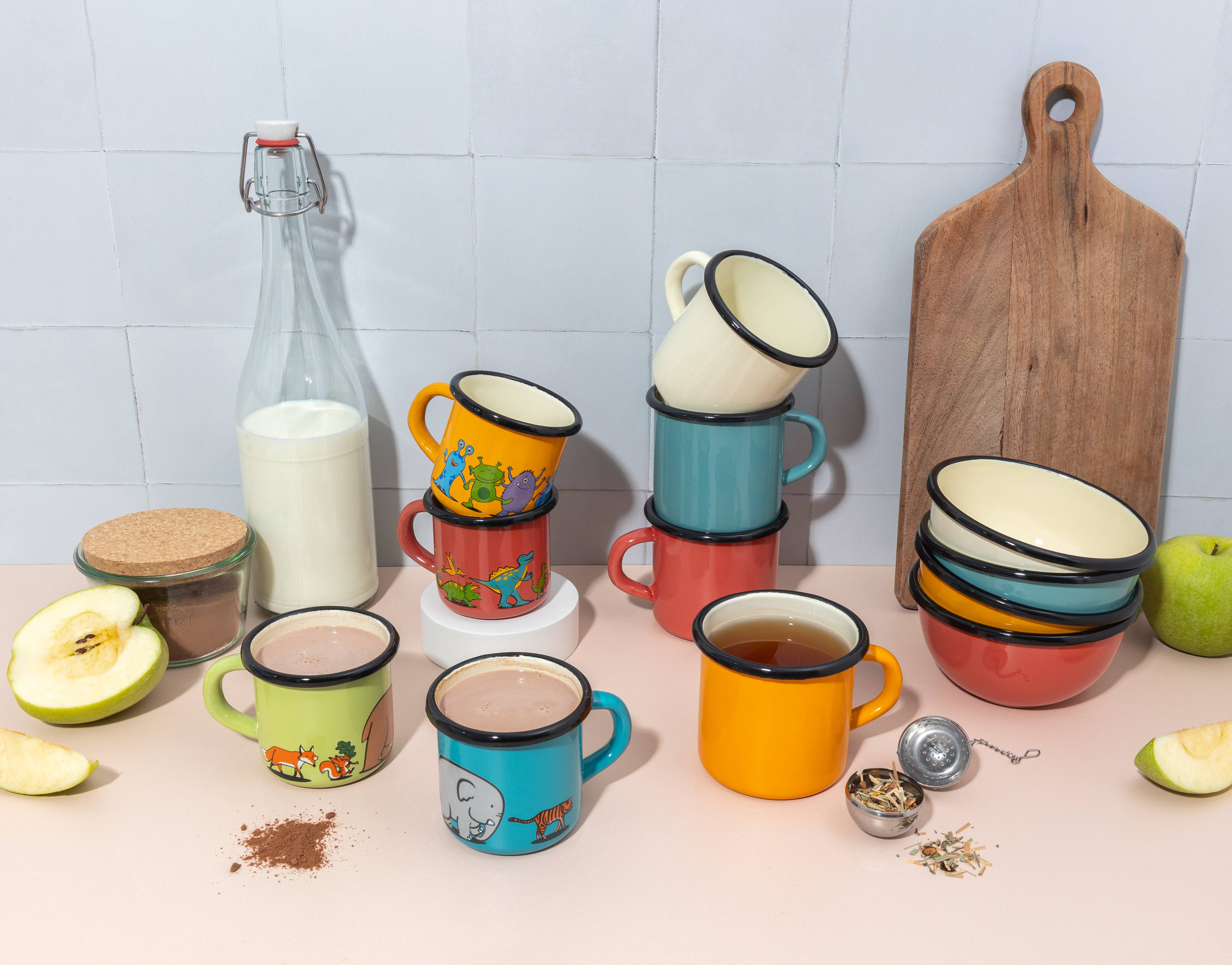 Ecodis - Grand Beau - Wholesale Coffee/Tea Cup - Set of enamelled iron cups 4 colors - Ah! Table!1