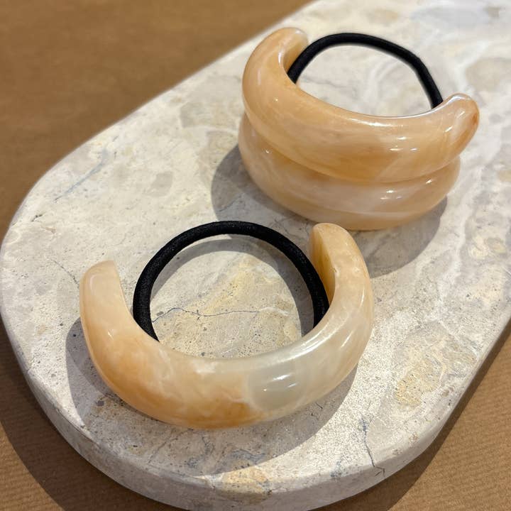 Angels Whisper Accessories - Wholesale Hair clip – Women’s - Crescent Resin Hair Cuff Tie (2col)4