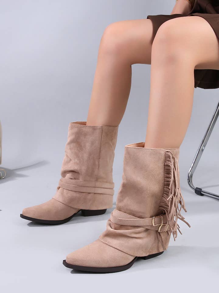 BELLICY / Cink-me - Wholesale Boots - Women's - MB73, Fringed ankle boots with double buckle strap in faux suede2