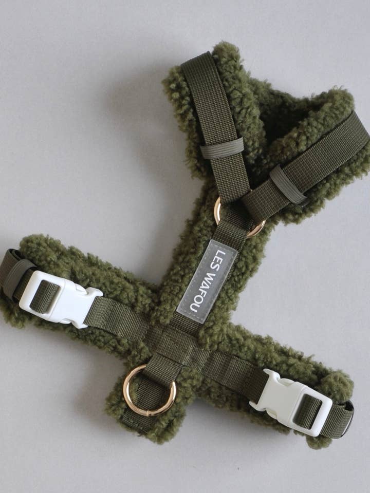 Arnés de peluche para perro - Verde para venta al por mayor de Les Wafou