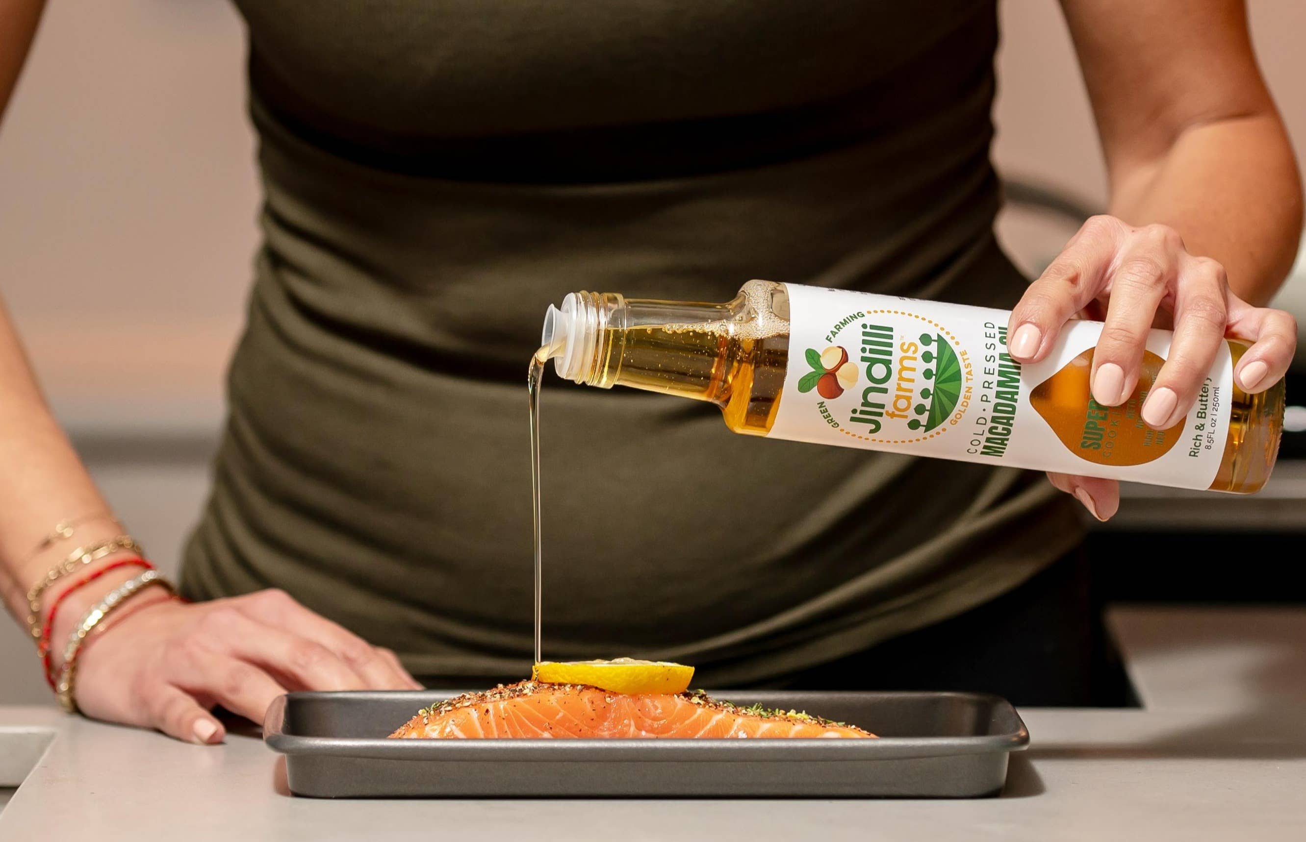 Jindilli Farms - Wholesale Cooking Oil - Cold-Pressed Macadamia Cooking Oil | 16.9OZ 2