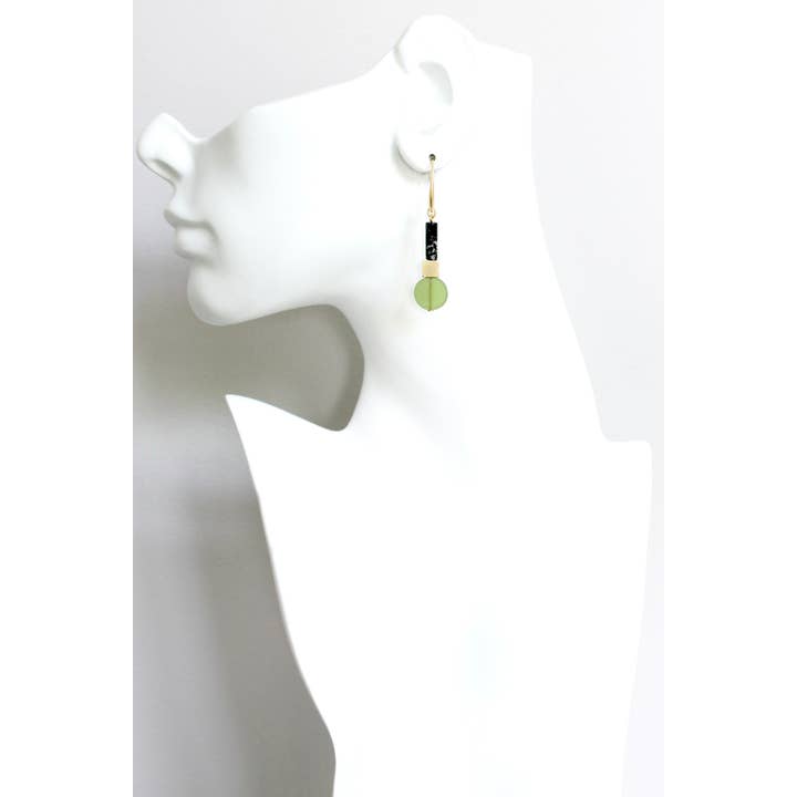 David Aubrey Jewelry - Wholesale Dangle Earrings - JLTE14 olivine glass geometric earrings1