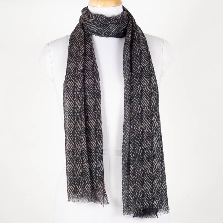 SVEZElife – Großhandel Schal – Damen – Shades of Chevron Schal aus Merinowolle - Schwarz Weiß