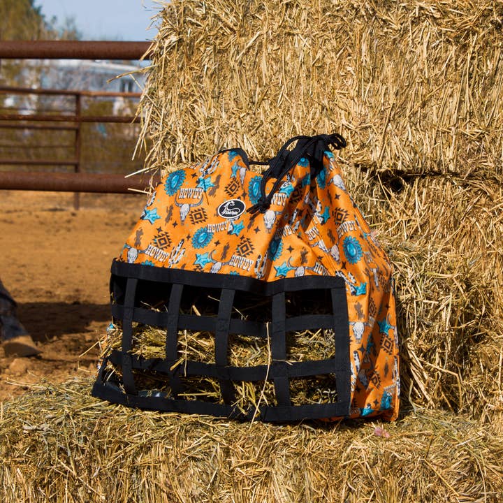 Schulz Equine – wholesale Horseback riding gear – Happy Trailer Hay Bag