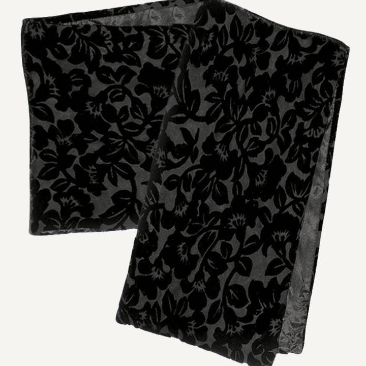 Étole en soie pour la vente par Toucan Hat Company/ Carole Amper