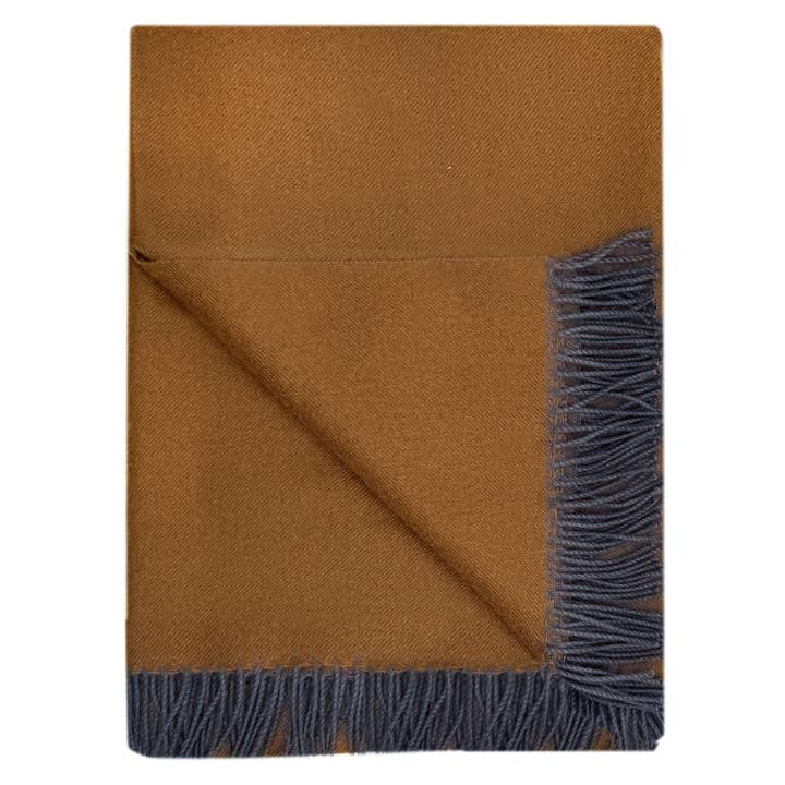 NOUVEAU ! Jeté 100 % bébé alpaga - Tapenade et autres tendances Résultats pour couverture toison d'or en vente B2B. Retours gratuits et paiement à 60 jours sur Faire sur Faire.