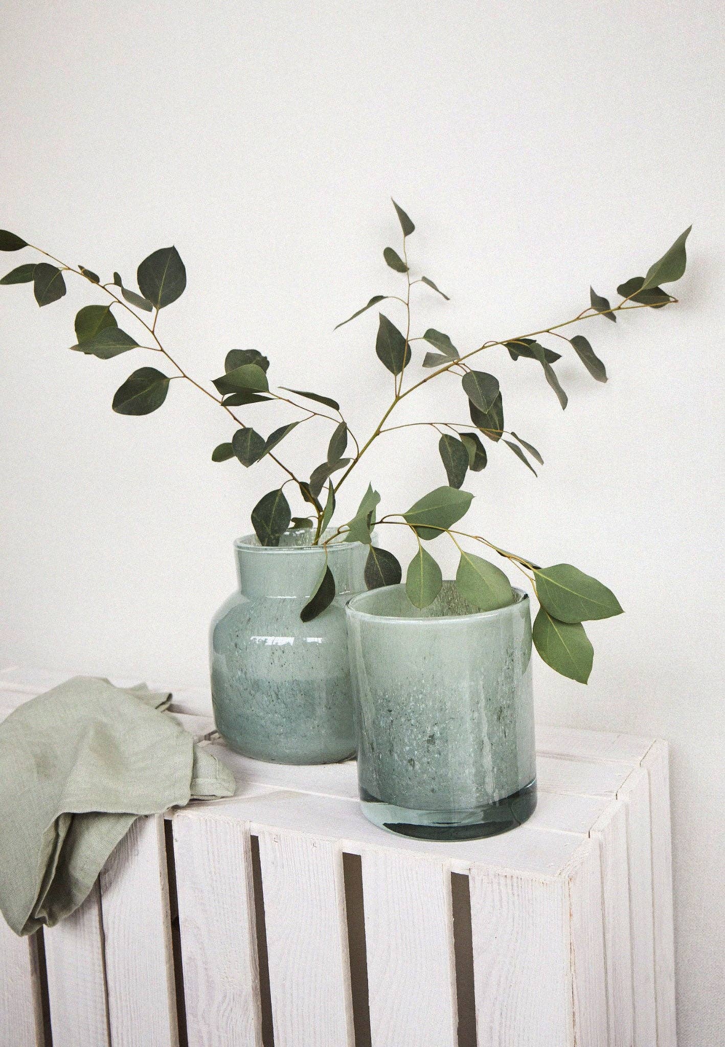 sage Kommetje vase | Small for wholesale on Faire2