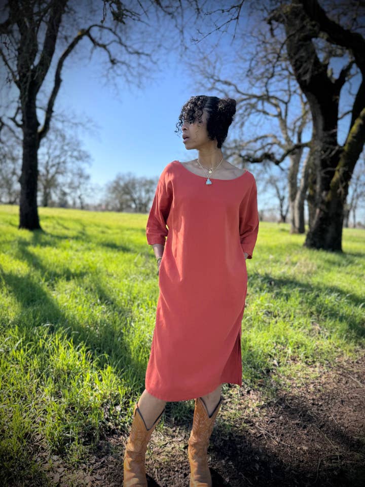 Robe tunique à pois en rouille pour la vente par The Parlour Handmade