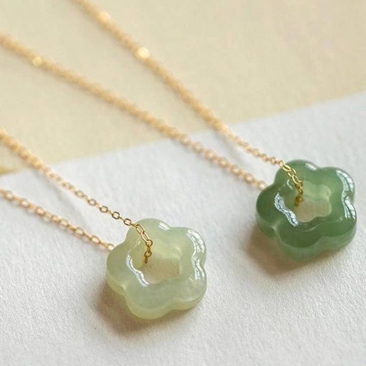 Ashlen - Wholesale Pendant/Charm Necklace - FLOWER JADE NECKLACE