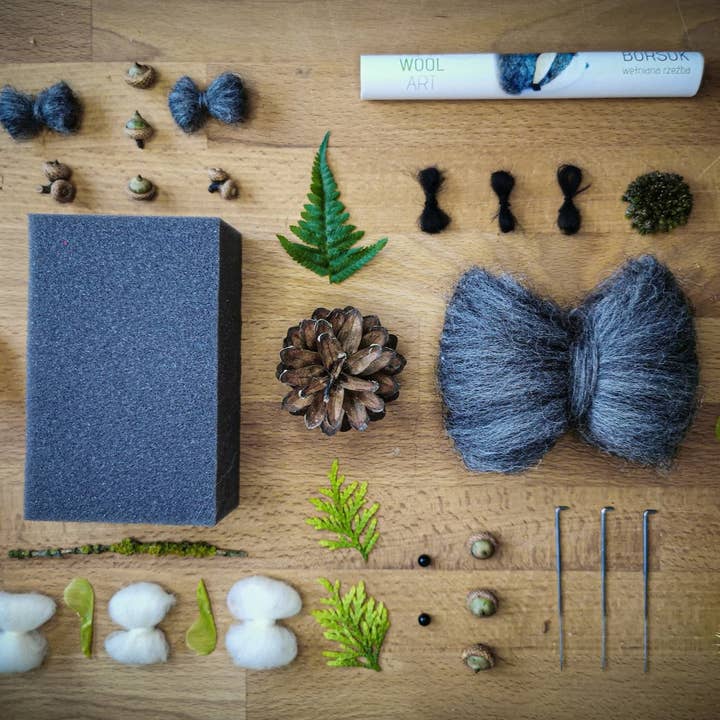 Benzie Design - Wholesale DIY Craft Kit - Badger, Needle Felting Kit3