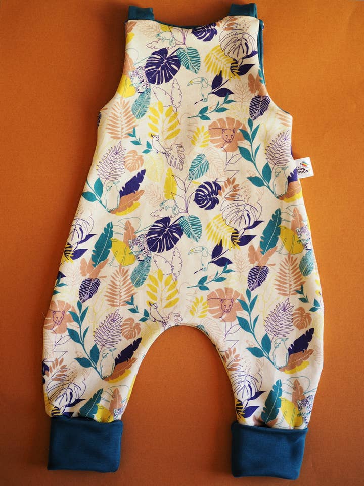 Salopette in evoluzione della giungla per la vendita all'ingrosso da parte di Petites Menottes