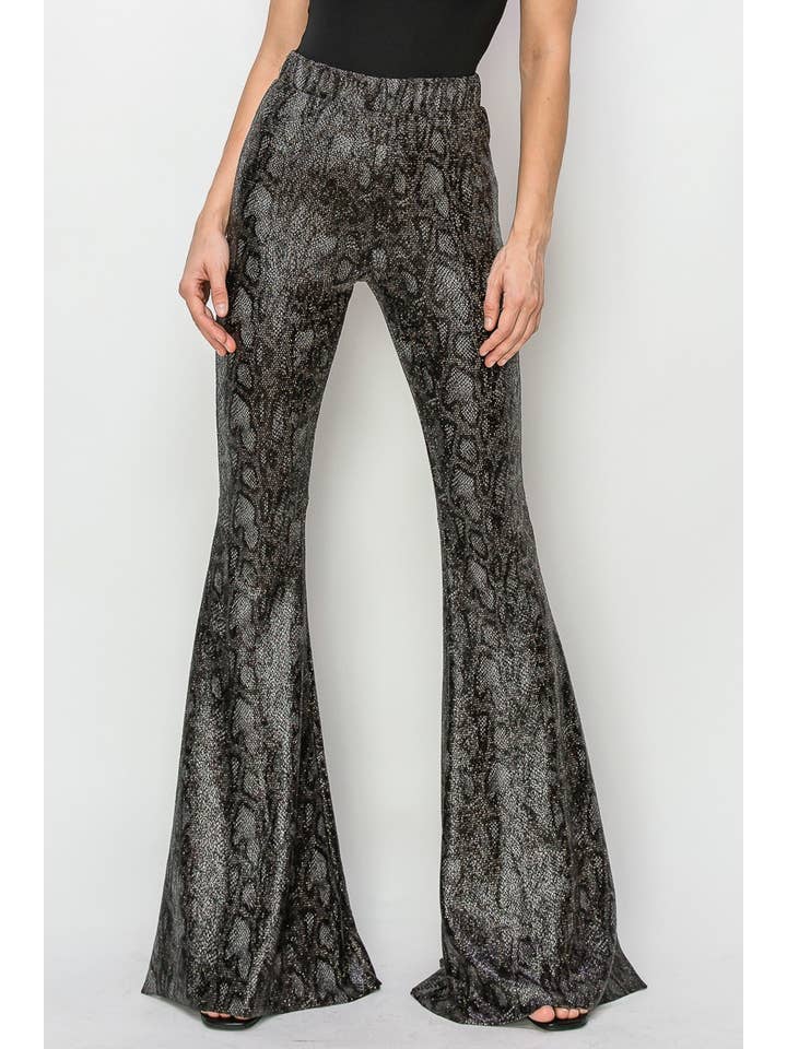 WISTERIA LANE - Vendita all'ingrosso Pantalone - Donna - PANTALONI PLUS SIZE IN MAGLIA DORATA CON FONDO A CAMPANA IN LAMINA D'ORO, 2300PAD4