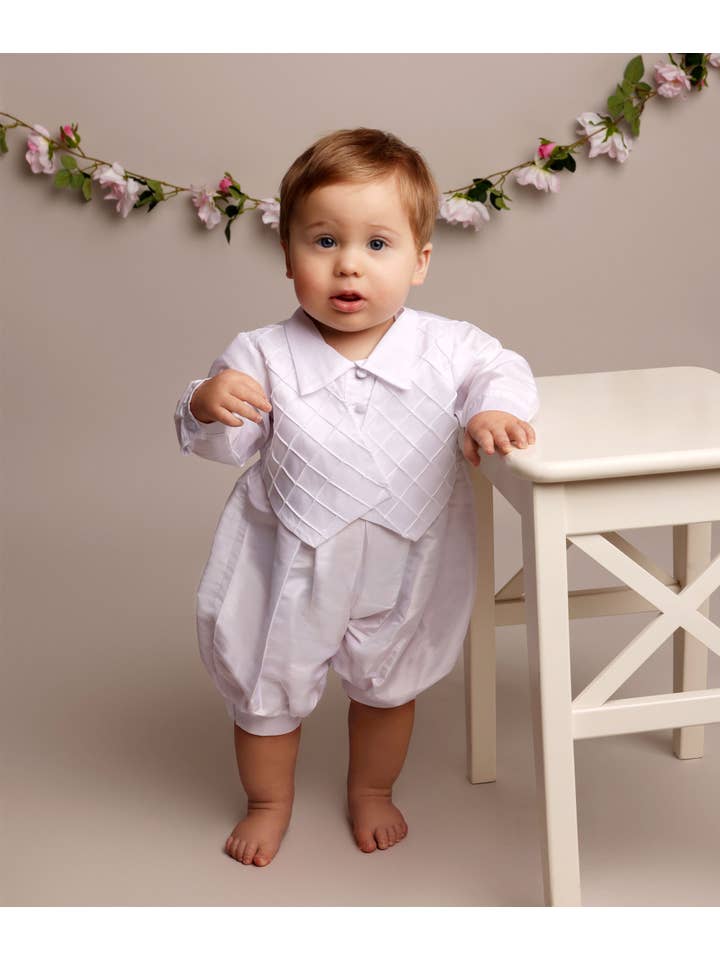 Sevva Ltd. – wholesale Clothing set – Baby – Christening Boys Romper with Hat. Patrick