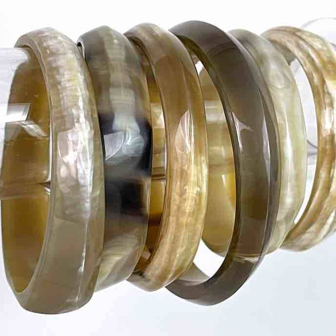 The Niger Bend - Wholesale Bangle Bracelet - Irregular shape African cow horn bangle, assorted shades1