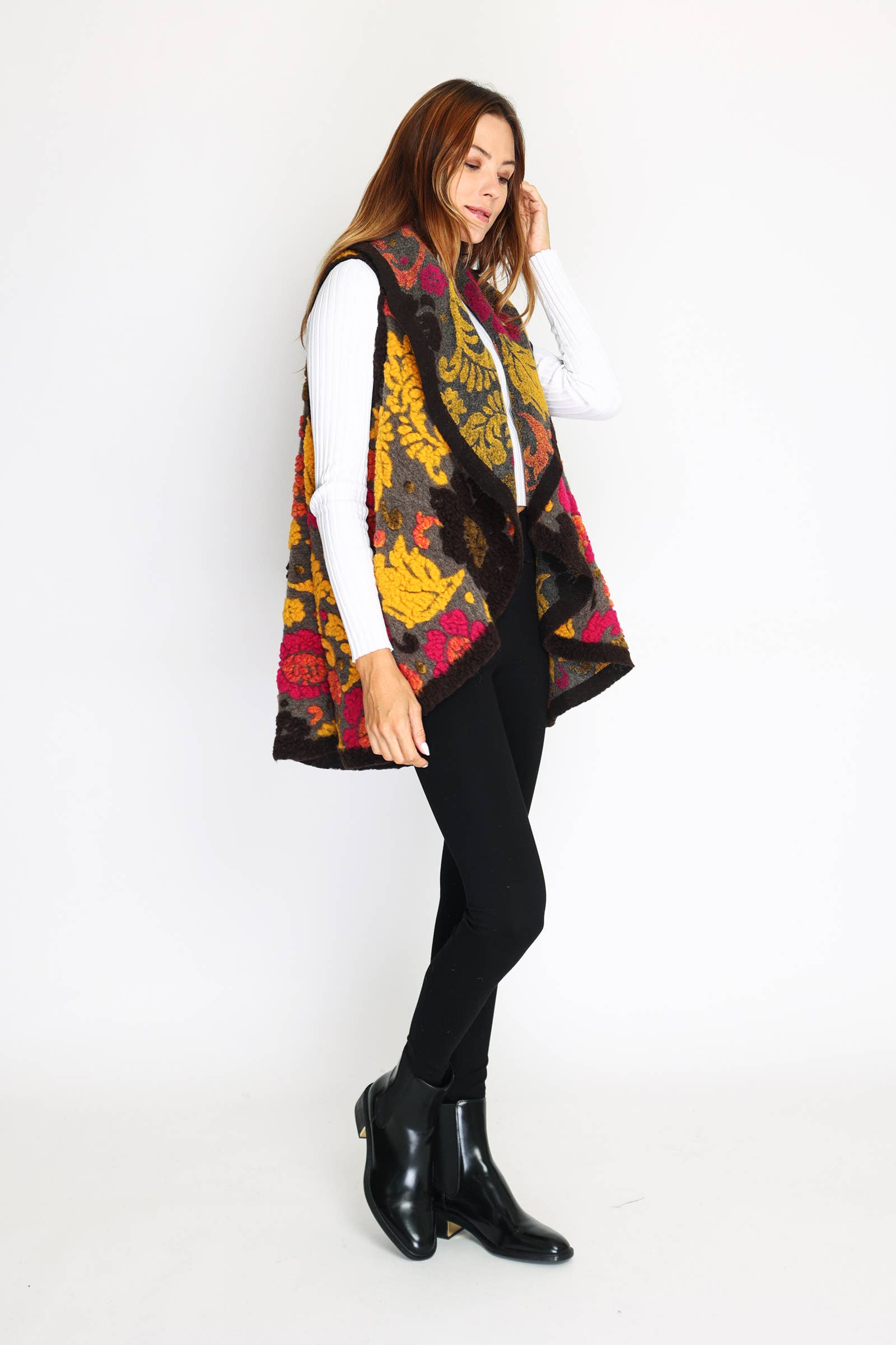 ORNELLA PARIS – wholesale Jacket – Women's – BLL-VK003 wool jacket

7