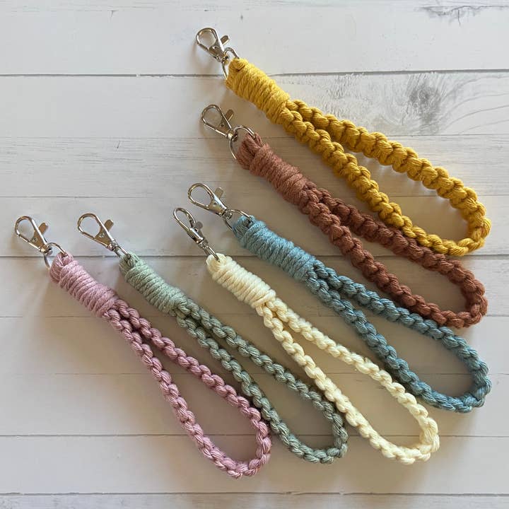 Chickadee Creations - Wholesale Keychain - Women's - Boho Macrame keychain wristlets