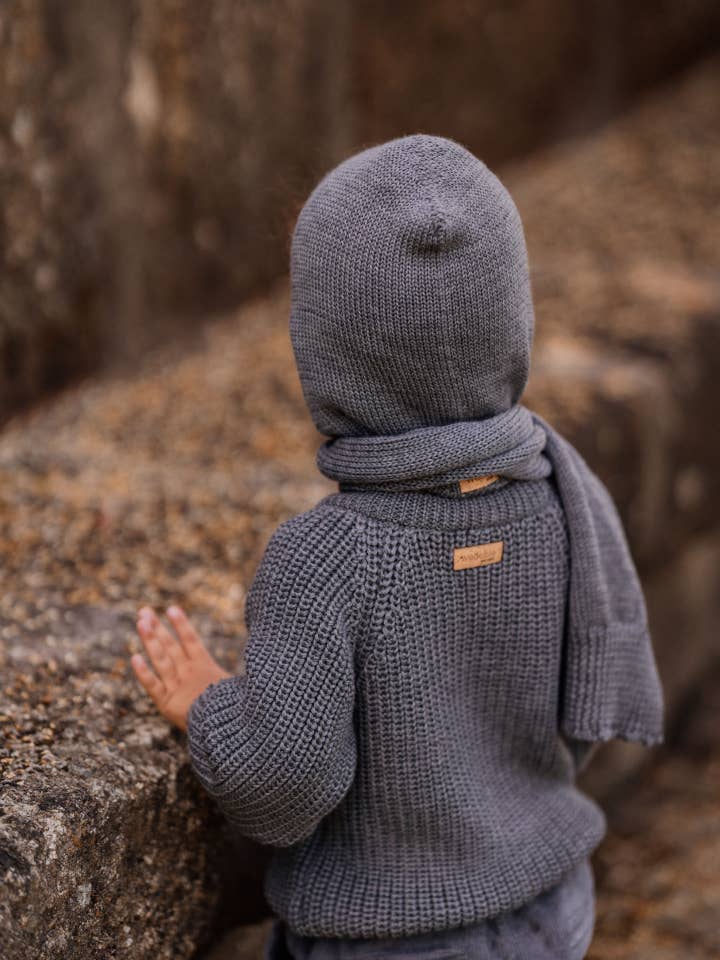 Cachecol tricotado em lã merino | ESCOLA E DIVERSÃO for wholesale by Wedoble: sustainable children's fashion