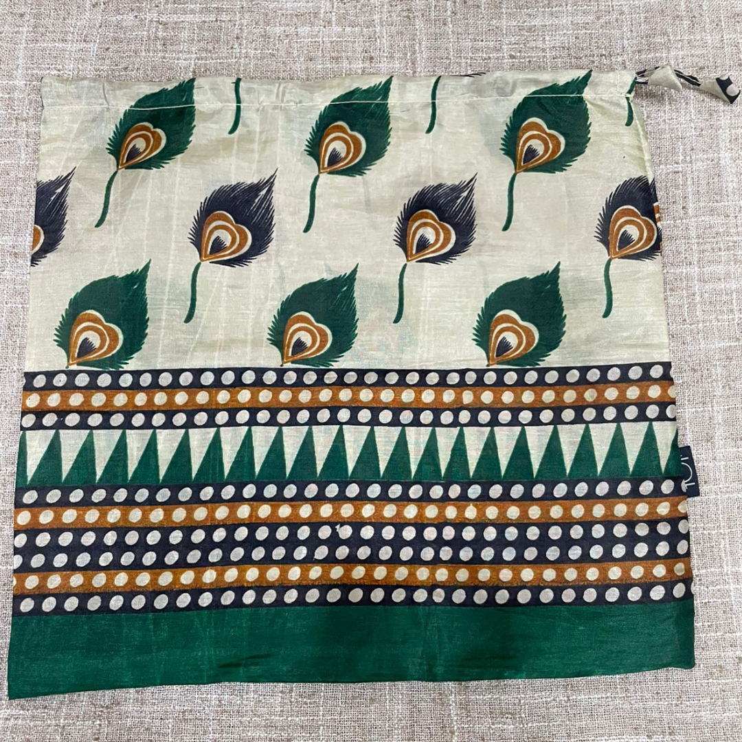 House of Kraft Jewelry & Accessories - Wholesale Gift Bag Set/Pack - Gift Pouches | Upcycled Silk Pouch | Pack Silk Gift Pouch19