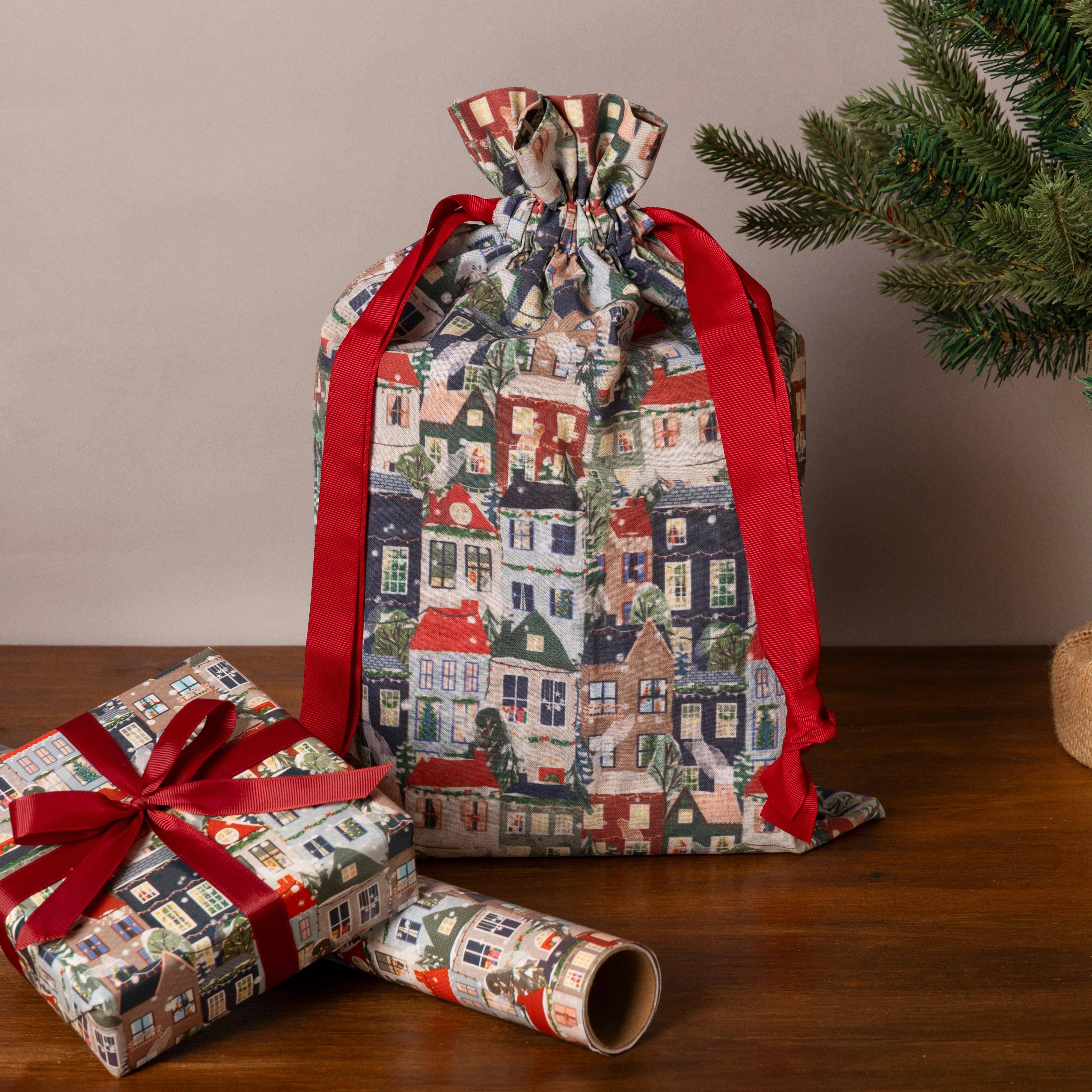 Penny Kennedy Ltd – wholesale Gift bag – Christmas 2025 Reusable Gift Bag Eco Houses Snow