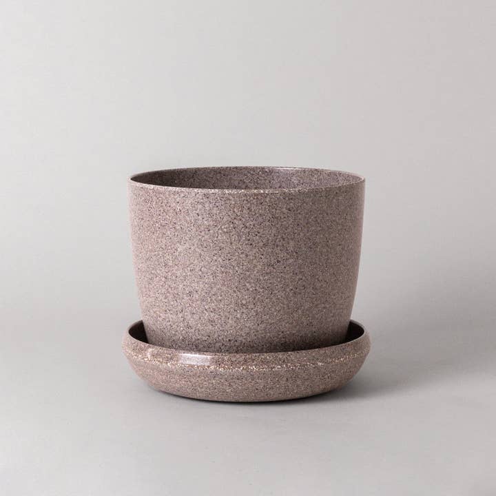 Kanso Designs - Wholesale Plant Pot - 7" Nut Husk Planter Pot