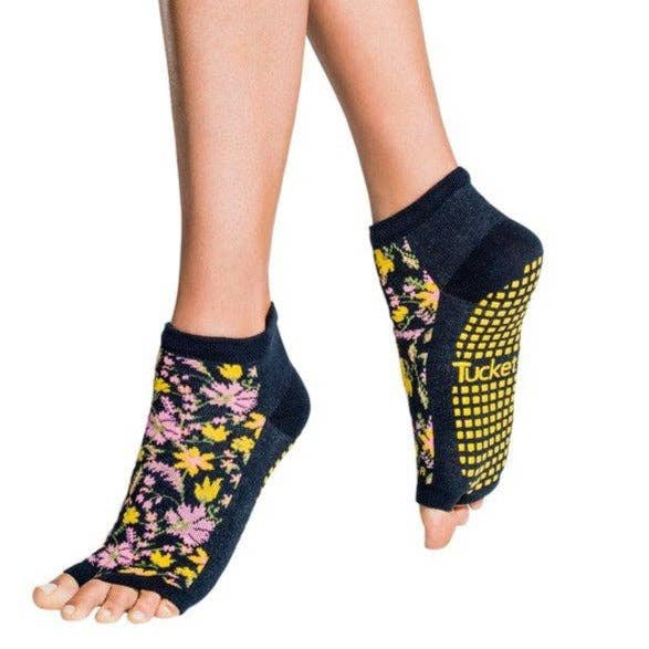 Chaussettes chevillères antidérapantes « Blooming Fields » - Pieds découverts pour la vente par Tucketts