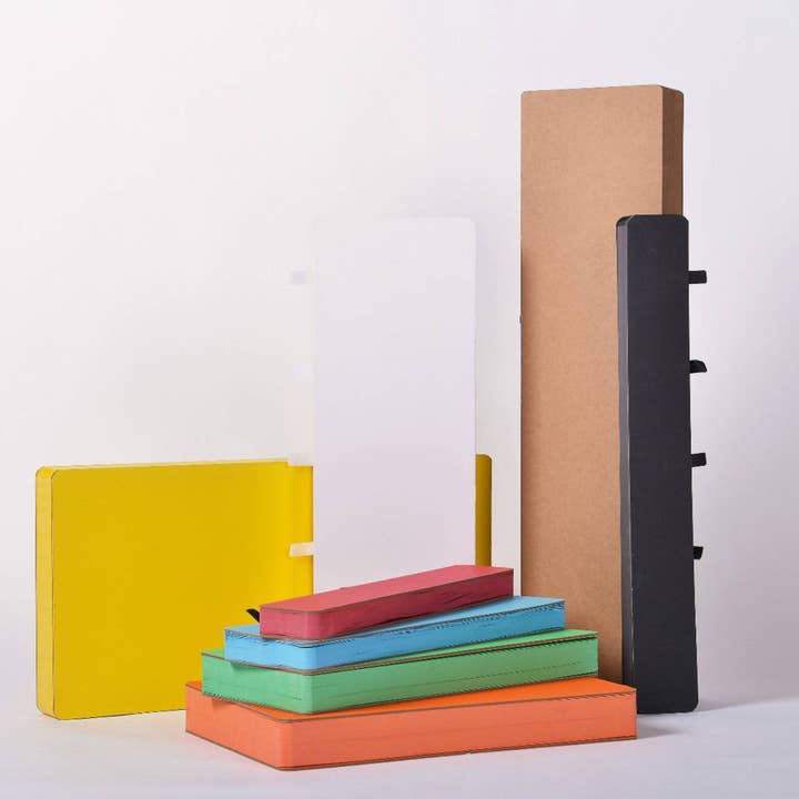 Paper Lounge - Vendita all'ingrosso Vetrina/espositore per rivenditori - Tavolo a pilastro riciclato per esposizioni2