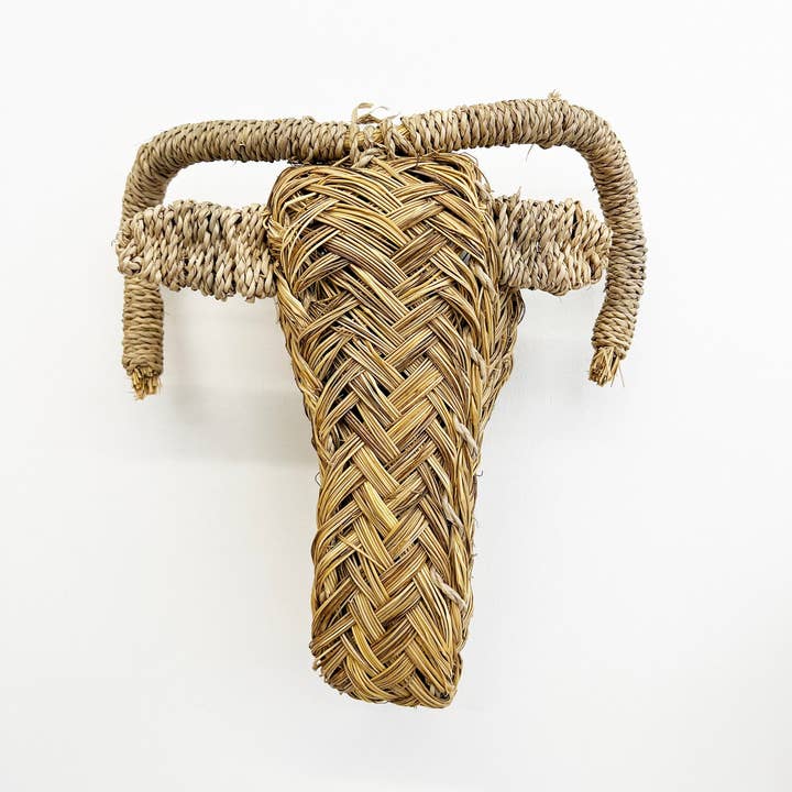 HandHappiness – wholesale Wall Accent – Animal trophies made of woven palm leaves
2