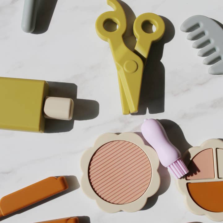 Marlowe & Co - Wholesale Toy Set - Kids - Silicone Hair and Makeup Play Set14