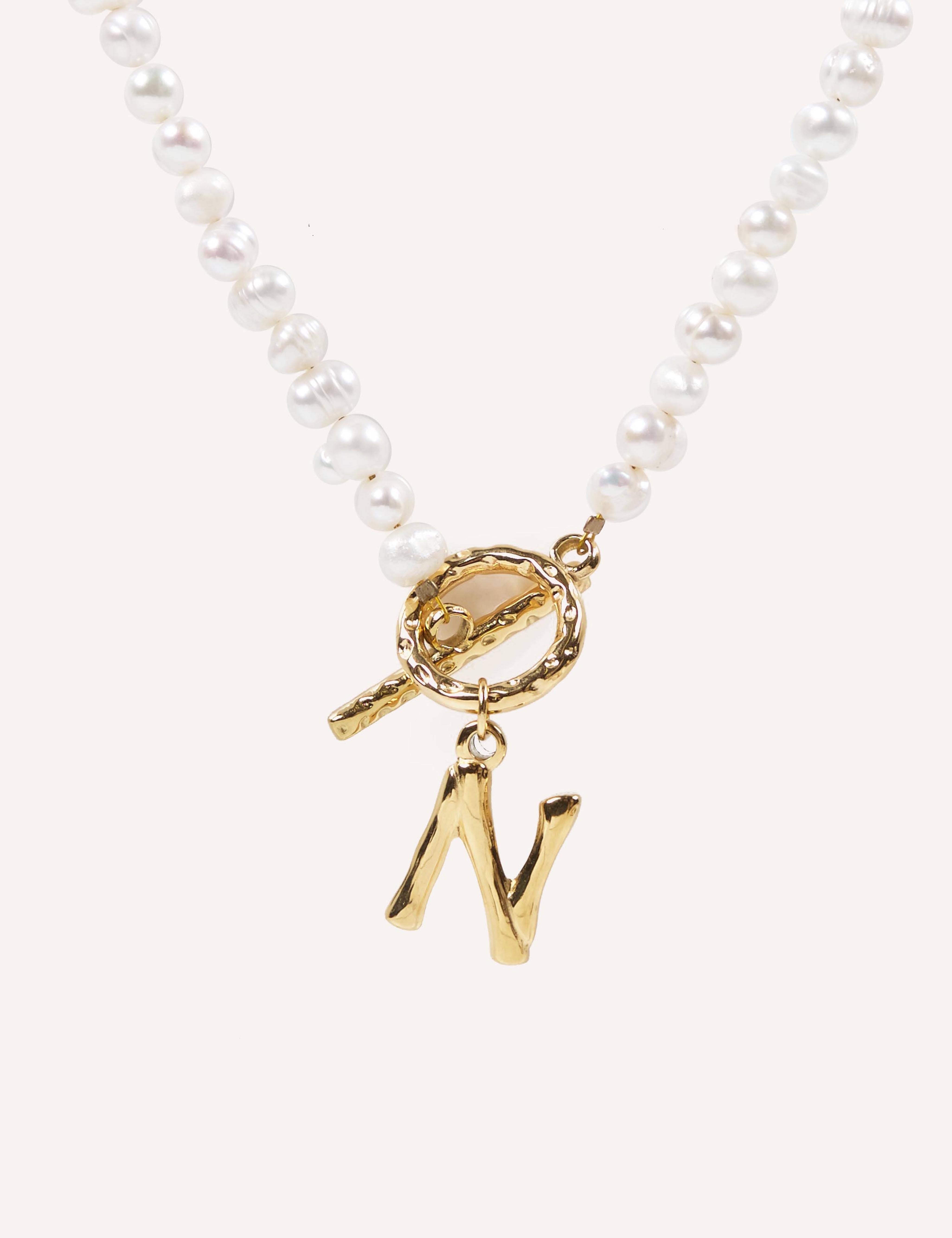 CUCOCUCA - Wholesale Choker/Collar - Handgemaakte parel choker met etnische letter21