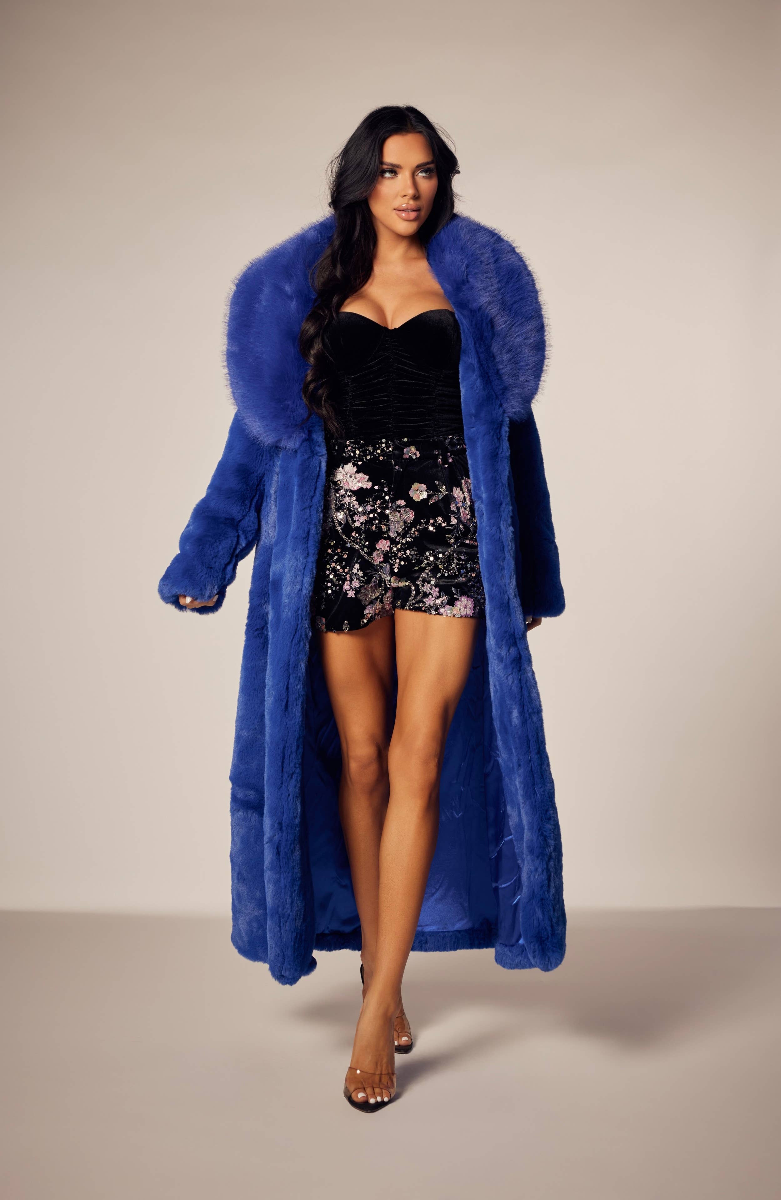 WFFS - Wholesale Coat - Women's - Faux Fur Long Coat with Pockets8
