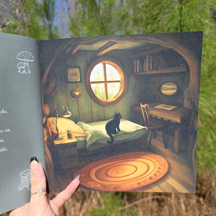 Author Linda Blackmoor - Wholesale Preschool Book (3-5) - The Little Green Witch3