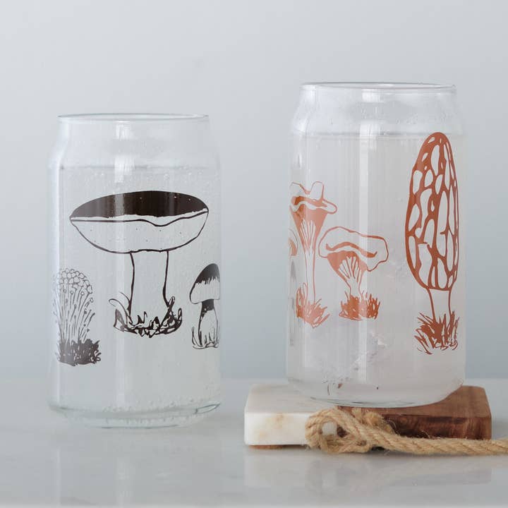 Bicchieri a Forma di Lattina con Fantasia di Funghi per la vendita all'ingrosso da parte di Vital Industries