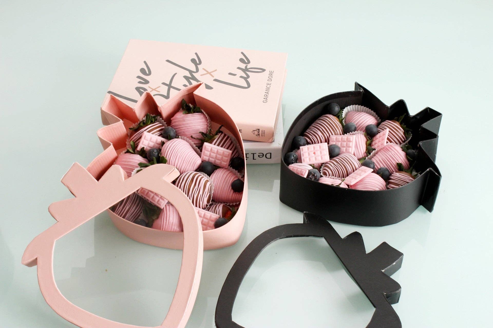 Elegant Design Supply - Wholesale Gift Box - Strawberry Shaped Gift Box4