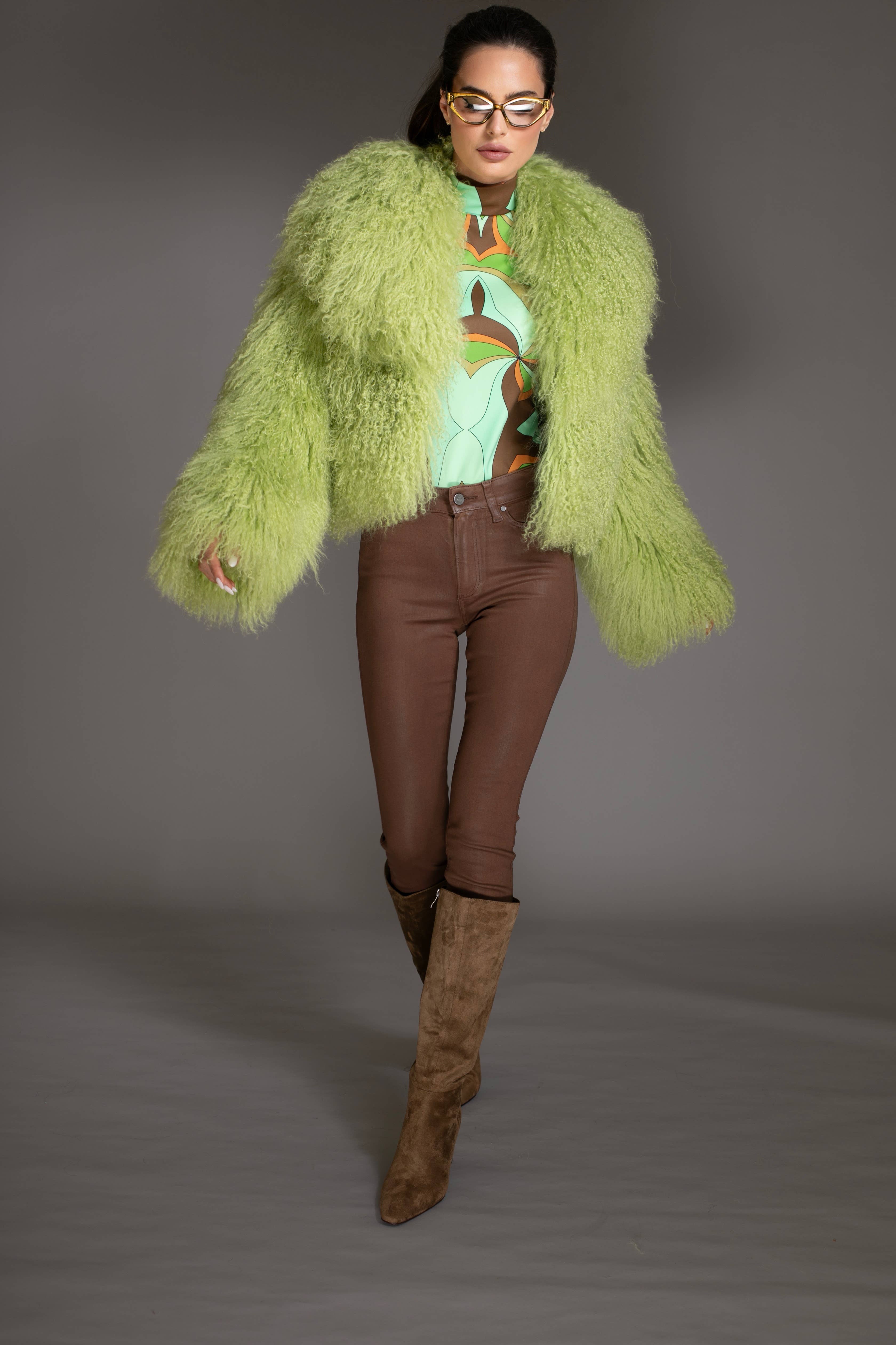 Nuvula - Vente Manteau en fourrure/fausse fourrure – femme - Manteau en laine tondue mongole verte1