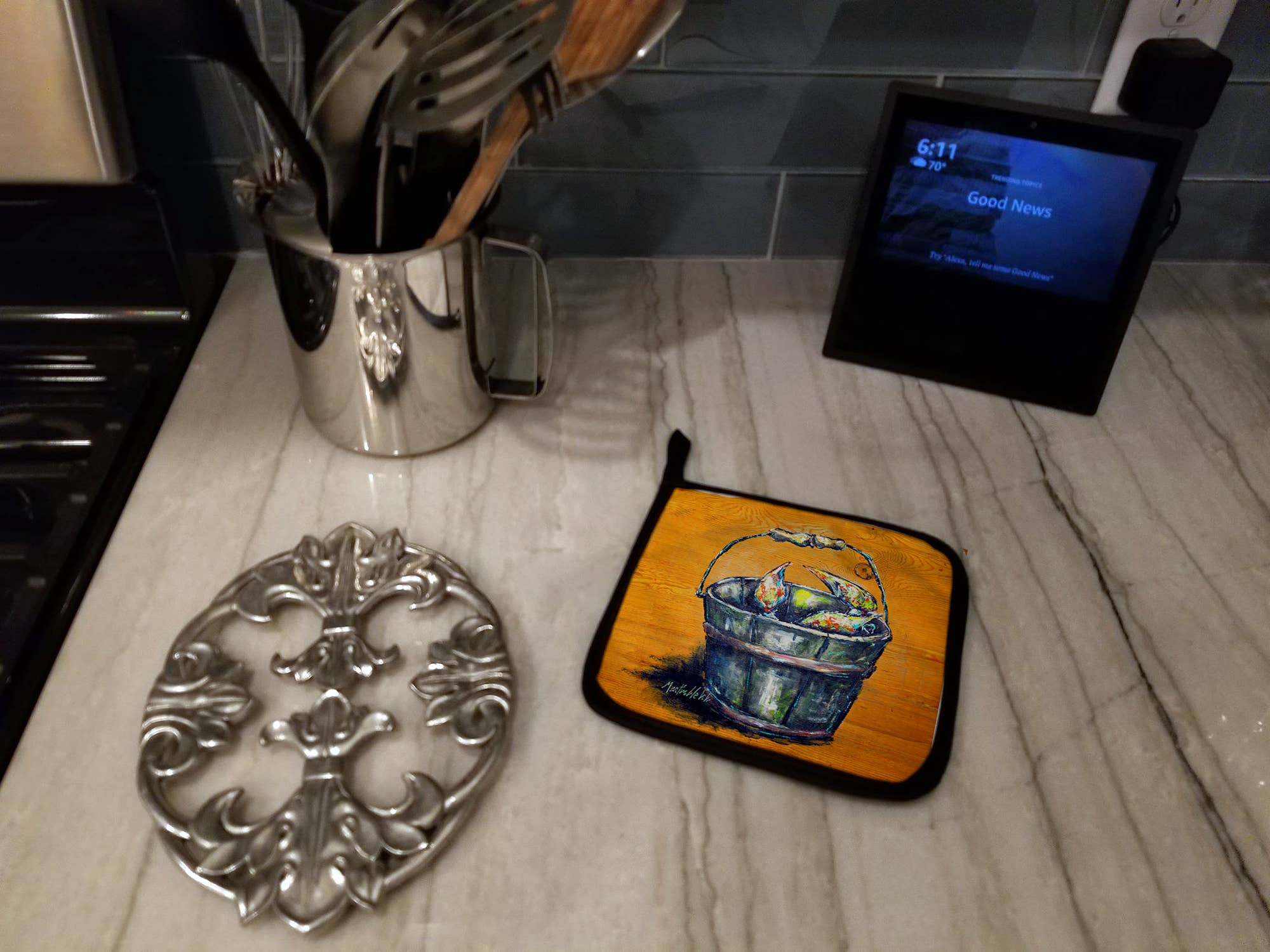 Caroline's Treasures – wholesale Oven mitt/pot holder – A Crab Bucket Pot Holders MW20041