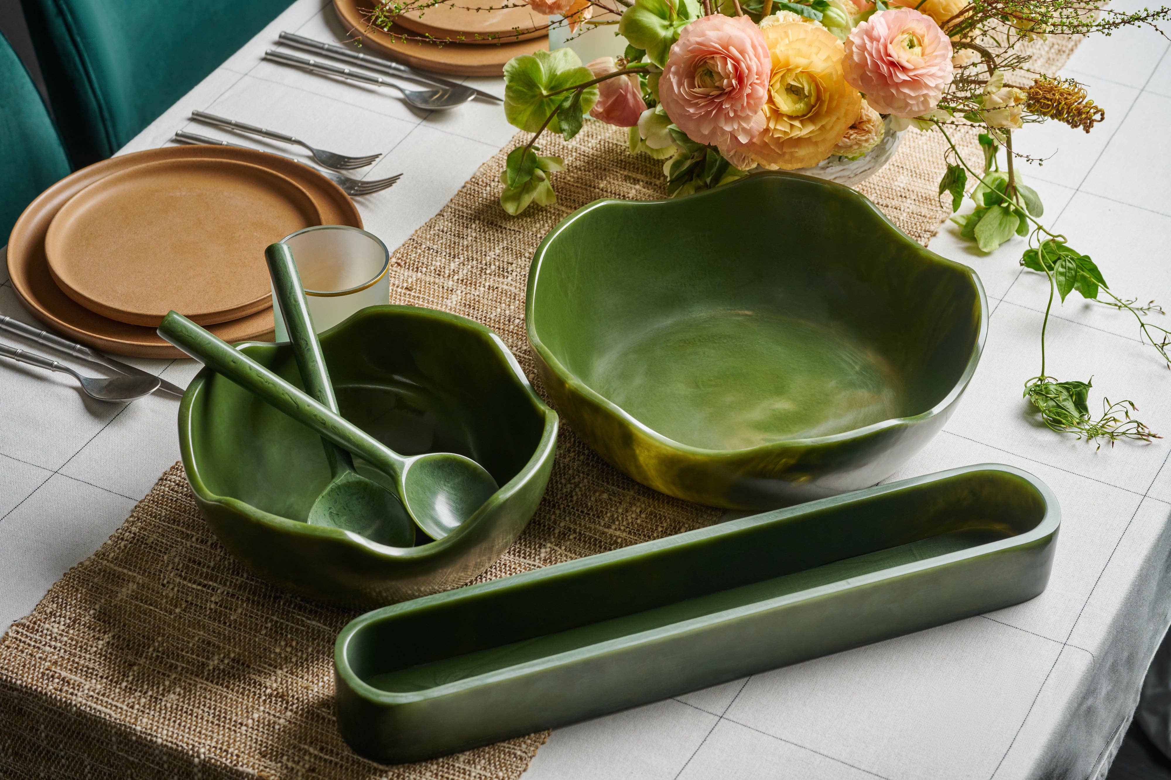 Lainy Home - Wholesale Decorative Plate/Dish/Bowl - Wavy Resin Bowl 13" X 4"6