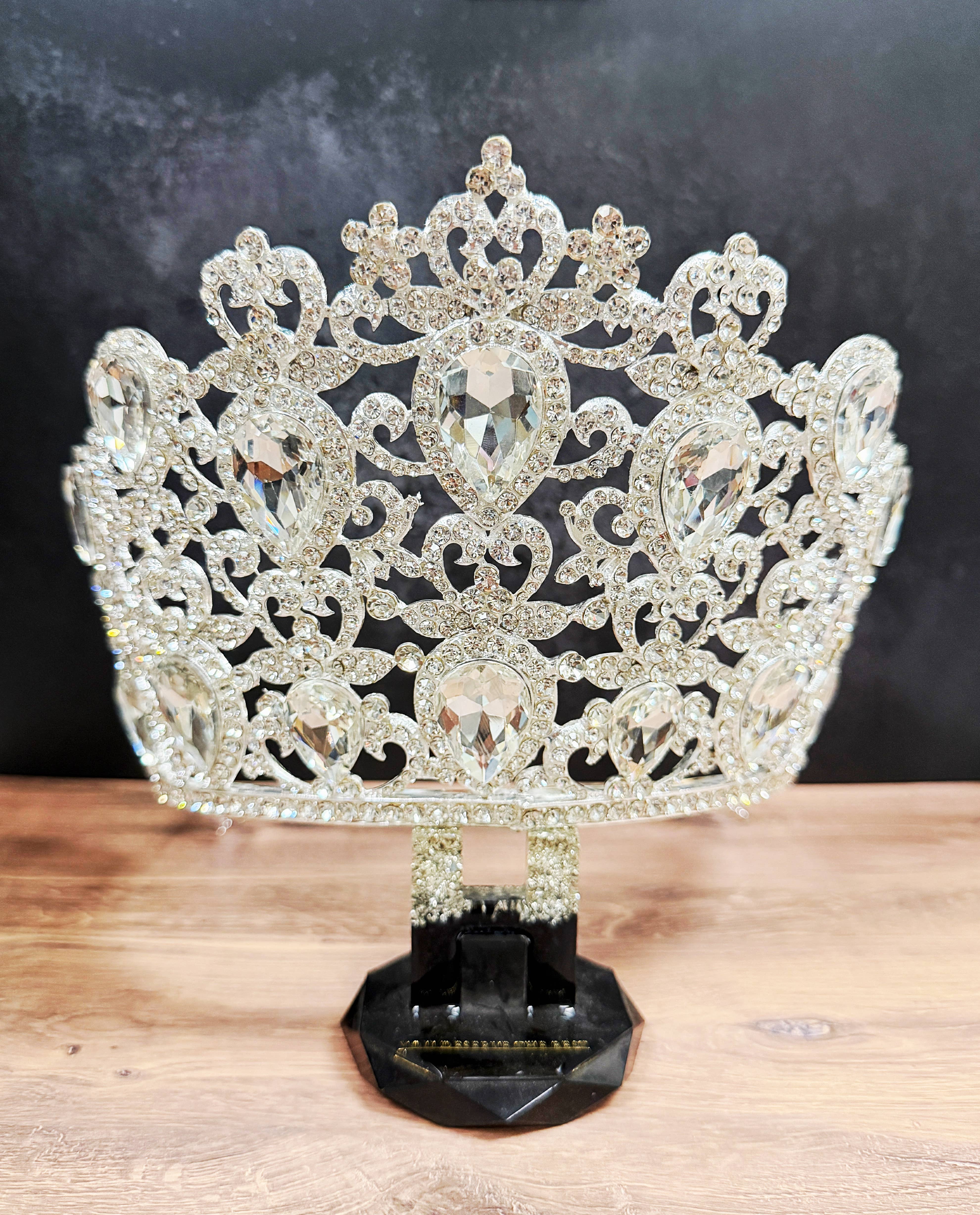 Happy Dream Gifts - Wholesale Party hat/crown - Pageant Crown, Quinceanera Comb Crown, Silver Crystal Crown