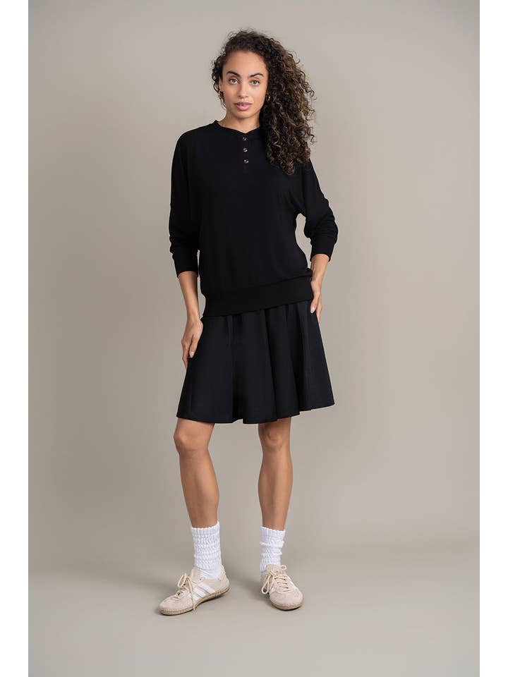 Ellwi Design – wholesale Sweatshirt – Women's – Comfy Sweatshirt with Rhinestone Buttons
