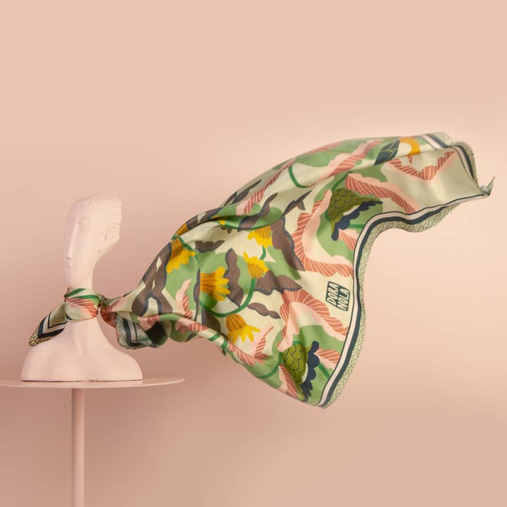Dora Nola - Wholesale Scarf - Women's - Nana silk scarf 902