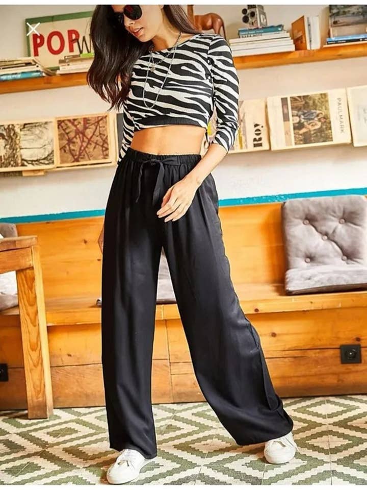 Basic Belted Woven Viscose Palazzo Pants for wholesale by Hoxton Gal