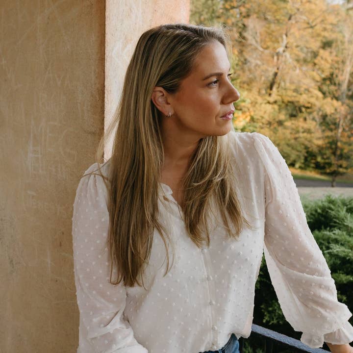 Chloe + Lois - Wholesale Huggie Earrings - Split Hoops1